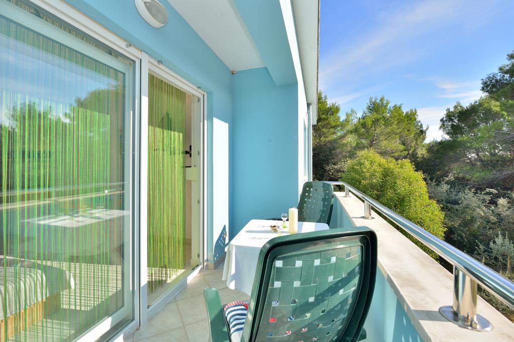 Sara Apartments Петркане Стая снимка